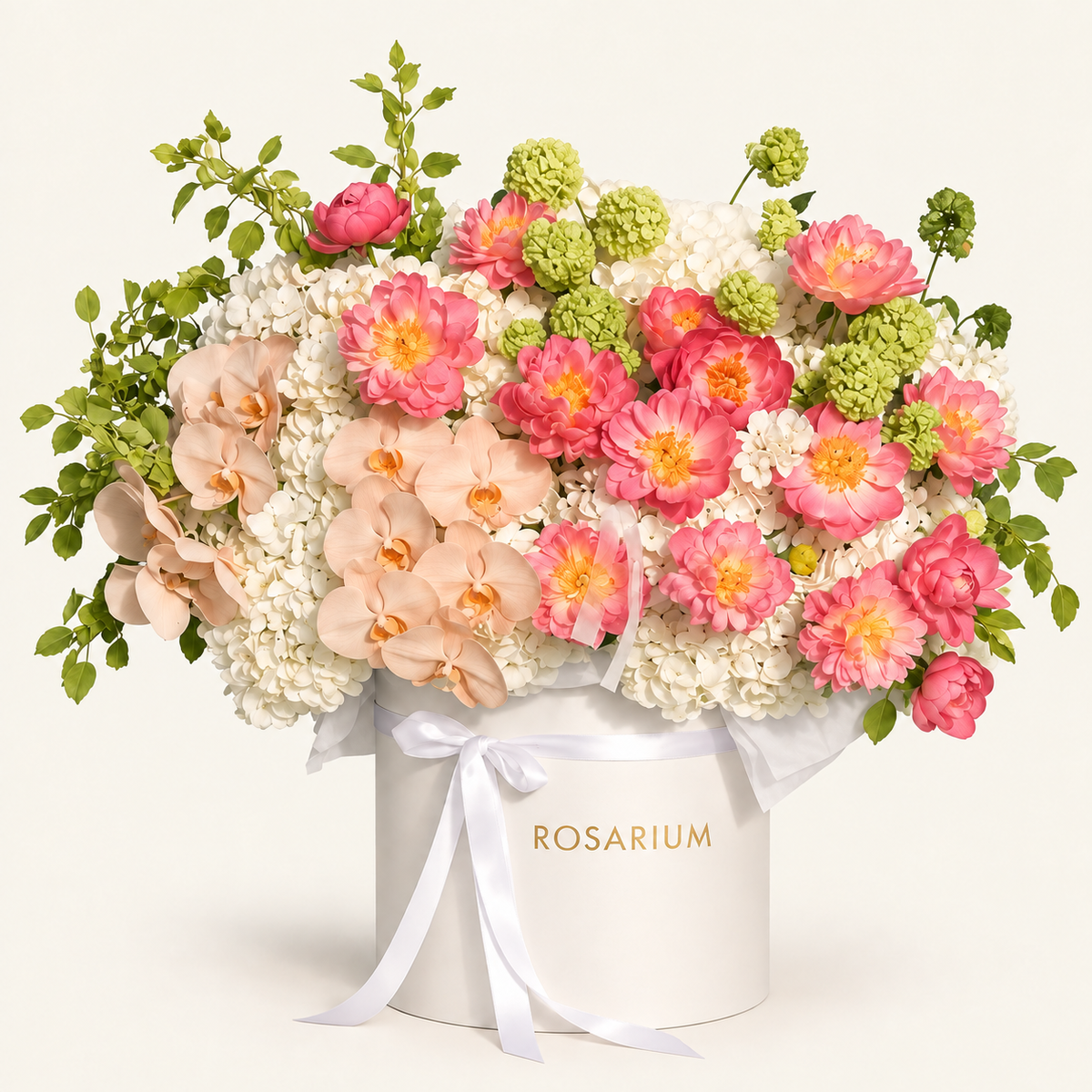 Majestic Blush flower box with pink, peach and ivory flowers in a white Rosarium hatbox