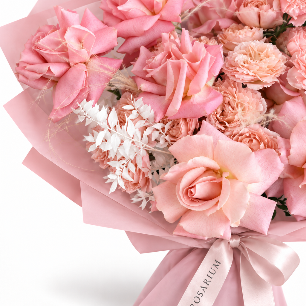 Tuscan Afterglow, peach and salmon roses and carnations, floral detail