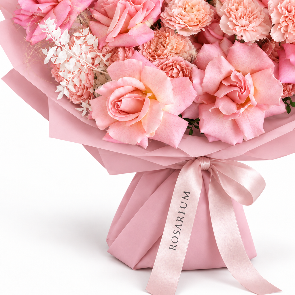 Tuscan Afterglow, peach and salmon roses and carnations, packaging detail