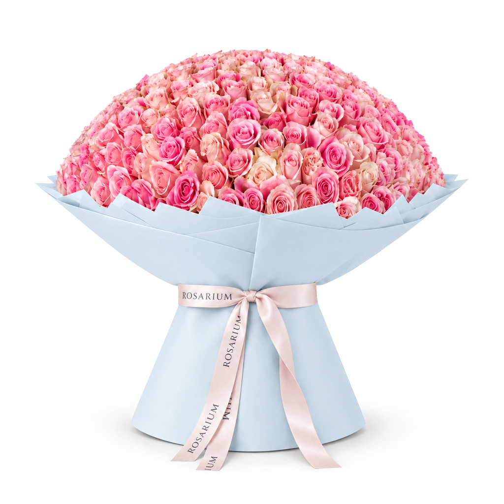 365 pink roses in blue wrapping with a Rosarium ribbon