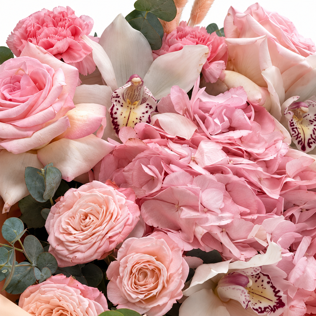 Sicily in Pink: close-up of pink hydrangea, pink roses and white orchids
